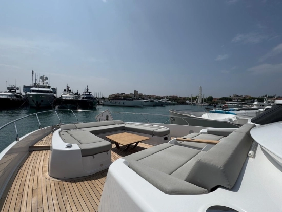 Ferretti 860 de segunda mano en venta