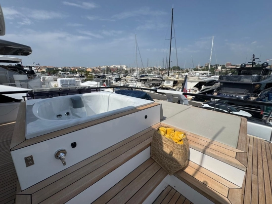 Ferretti 860 de segunda mano en venta
