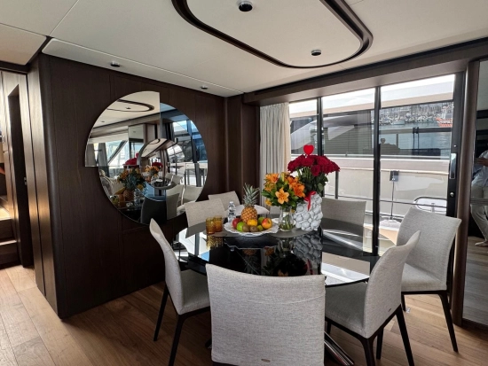 Ferretti 860 de segunda mano en venta