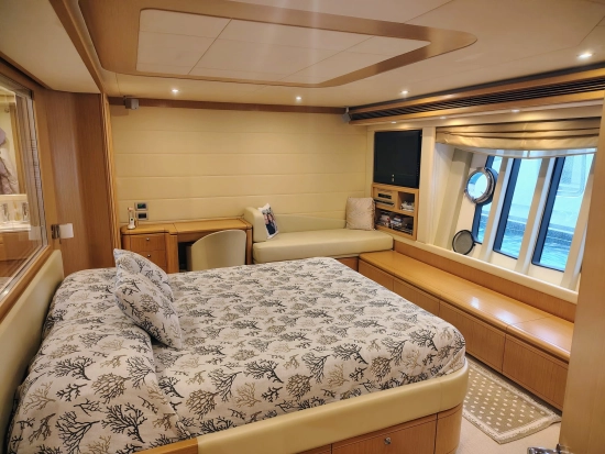 Ferretti 830 de segunda mano en venta