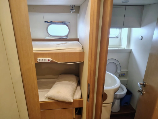 Ferretti 830 de segunda mano en venta