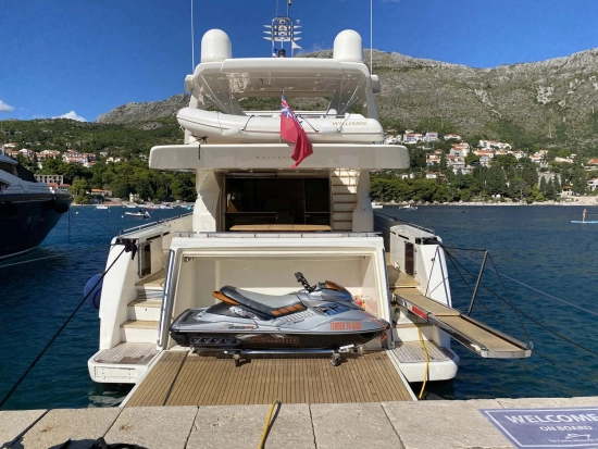 Ferretti 780 de segunda mano en venta