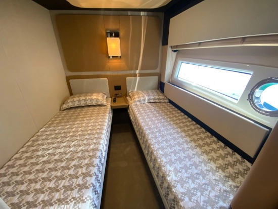 Azimut 77S usata in vendita