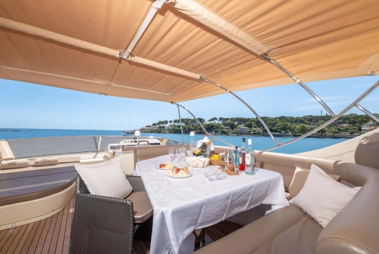 Leonardo 74 usado à venda