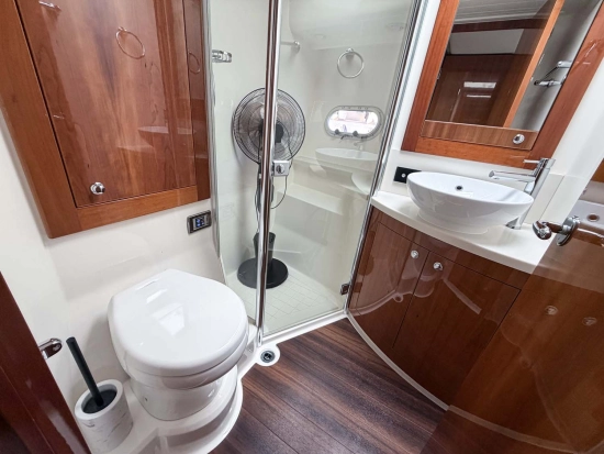 Riviera 5800 Sport Yacht usata in vendita