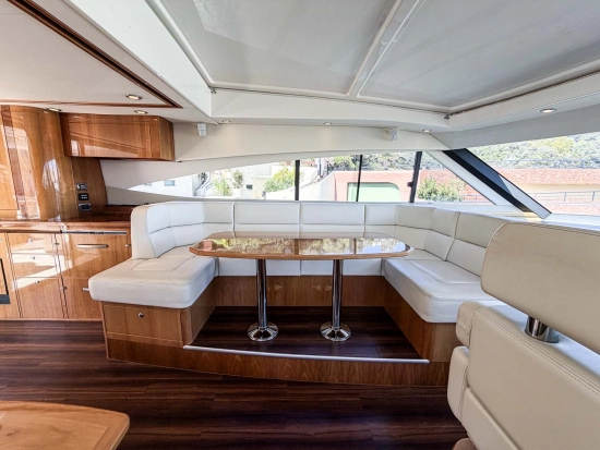 Riviera 5800 Sport Yacht usata in vendita