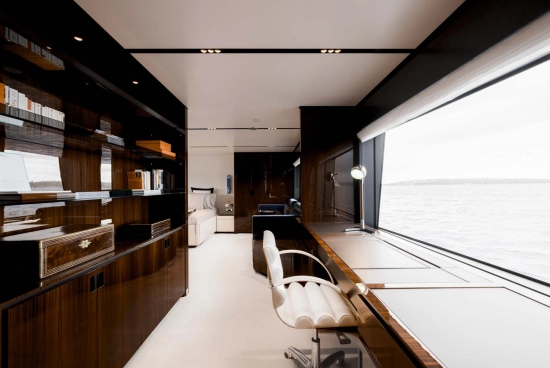 Riva 130 BELLISSIMA usata in vendita