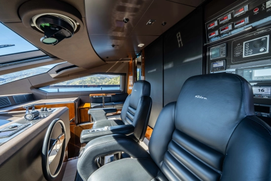 Riva 130 BELLISSIMA usata in vendita