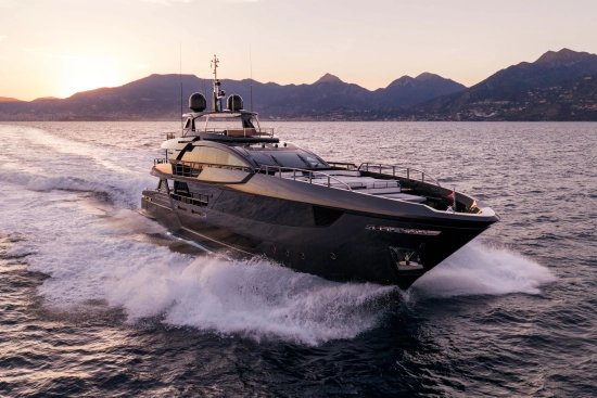 Riva 130 BELLISSIMA usata in vendita