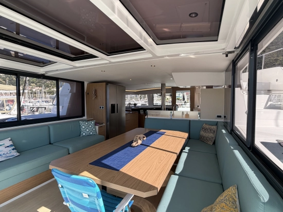 CATANA SAS BALI 4.8 usado à venda
