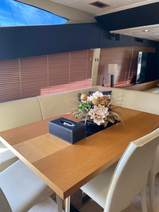 Sunseeker Manhattan 63 usado à venda