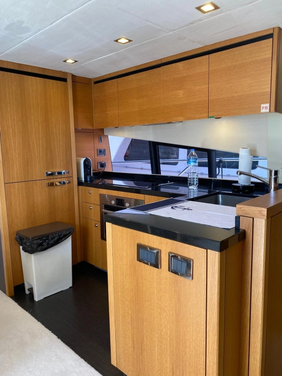 Sunseeker Manhattan 63 usado à venda