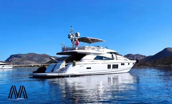 Fairline Squadron 78 Custom usado à venda