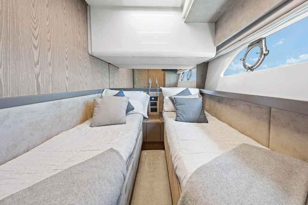 Ferretti 550 de segunda mano en venta
