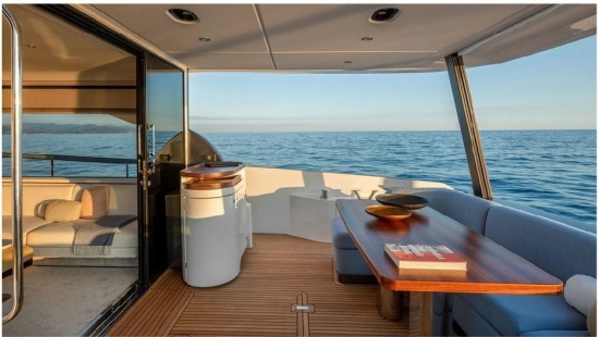 Azimut 68 usado à venda