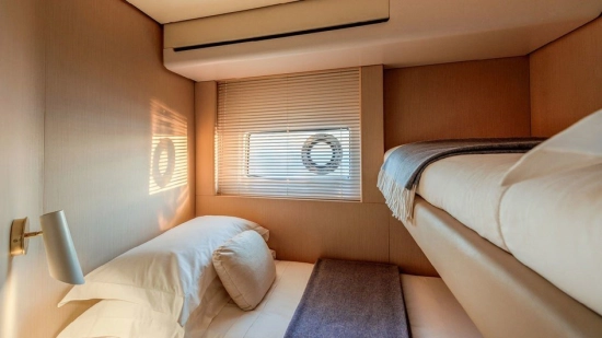 Azimut 68 usado à venda