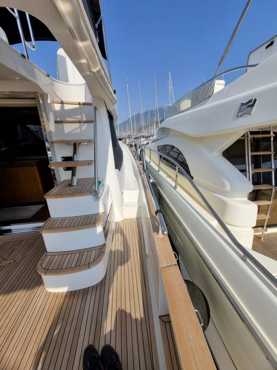 Azimut 53 Magellano usado à venda