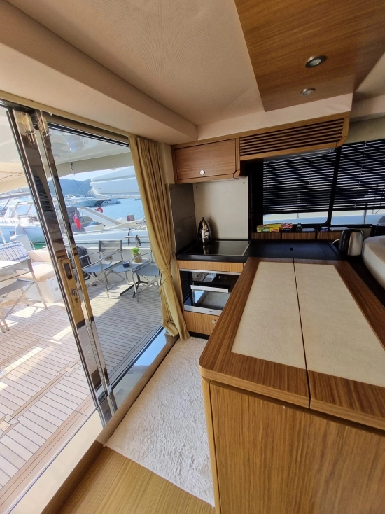 Azimut 53 Magellano usado à venda