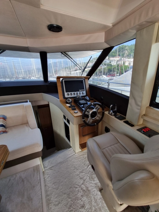 Azimut 53 Magellano usado à venda
