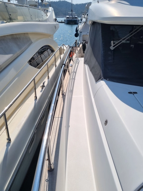 Azimut 53 Magellano usado à venda