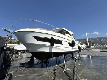 Beneteau Antares 9 de segunda mano en venta