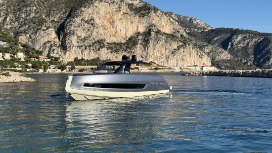 Invictus Yacht TT 460 usata in vendita