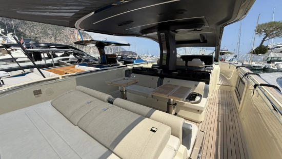 Invictus Yacht TT 460 usata in vendita