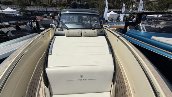 Invictus Yacht TT 460 usata in vendita