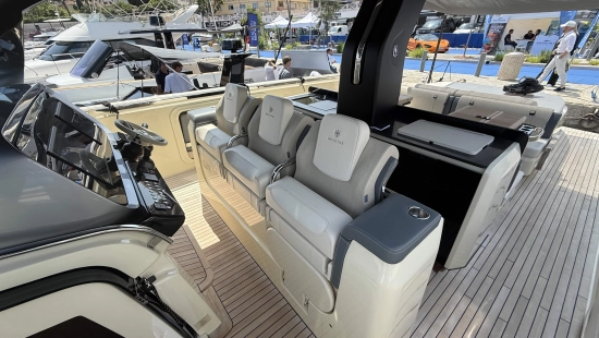 Invictus Yacht TT 460 usata in vendita