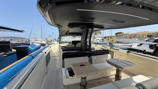 Invictus Yacht TT 460 usata in vendita