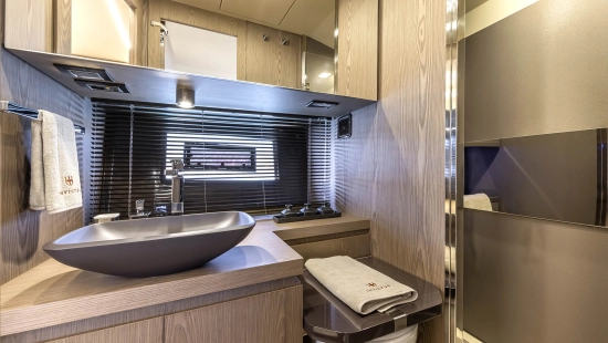 Invictus Yacht TT 460 usata in vendita