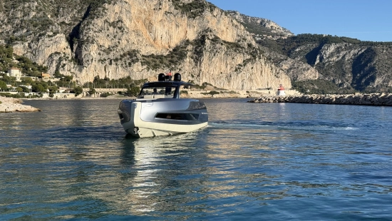 Invictus Yacht TT 460 usata in vendita