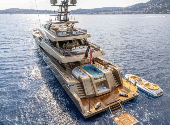 Colombus Yachts M Y ANGELIF usado à venda