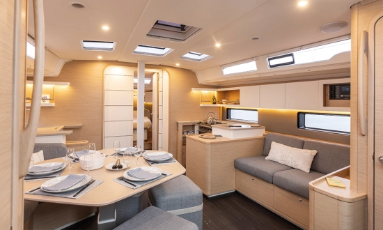 Dufour Yachts 44 novos à venda