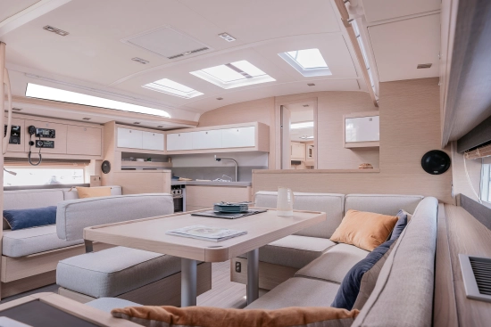 Dufour Yachts 470 novos à venda