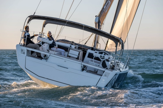 Dufour Yachts 470 novos à venda