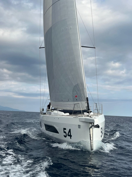 Dufour Yachts 54 novos à venda