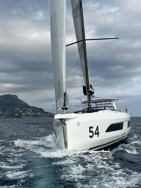 Dufour Yachts 54 novos à venda