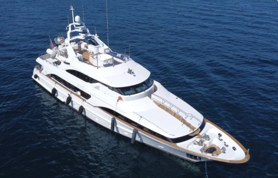 Benetti 115 Classic usado à venda