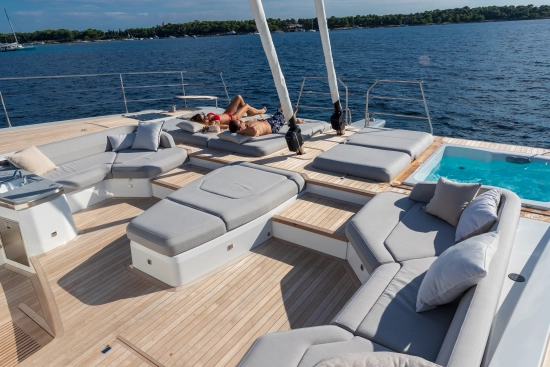 Fountaine Pajot Thira 80 nuevo en venta