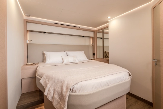 Fountaine Pajot Thira 80 nuevo en venta