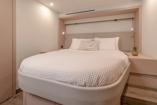 Fountaine Pajot Thira 80 nuevo en venta