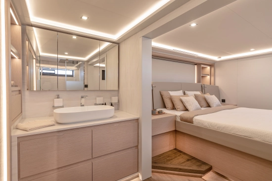 Fountaine Pajot Thira 80 nuevo en venta