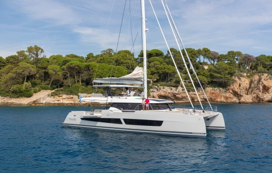 Fountaine Pajot Thira 80 nuevo en venta