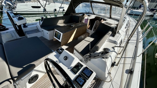 Dufour Yachts 470 usado à venda