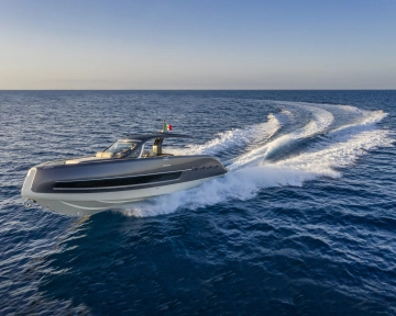 Invictus Yacht TT 460 de segunda mano en venta
