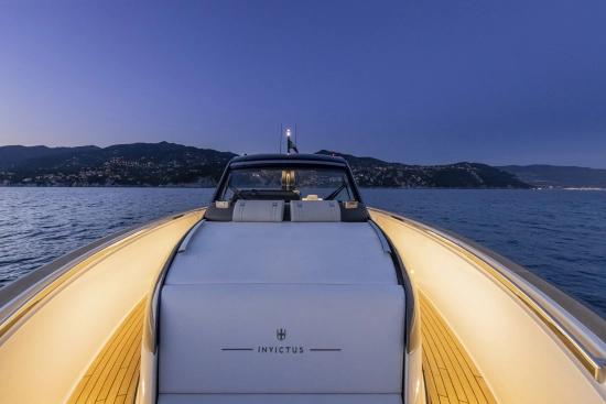 Invictus Yacht TT 460 usata in vendita