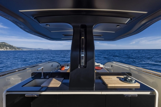 Invictus Yacht TT 460 usata in vendita