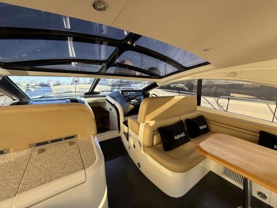 Sunseeker Predator 60 usata in vendita