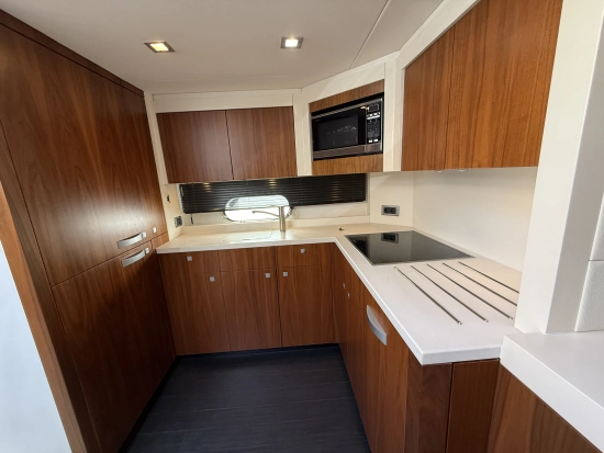 Sunseeker Predator 60 usata in vendita